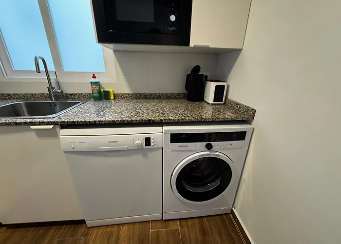 Apartamento De 2 Habitaciones En Primera Linea Con Vistas Al Mar