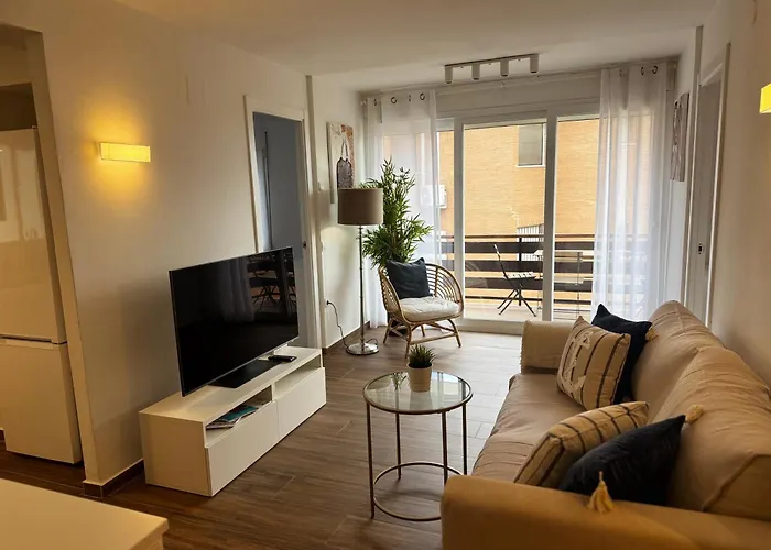 Apartamento De 2 Habitaciones En Primera Linea Con Vistas Al Mar