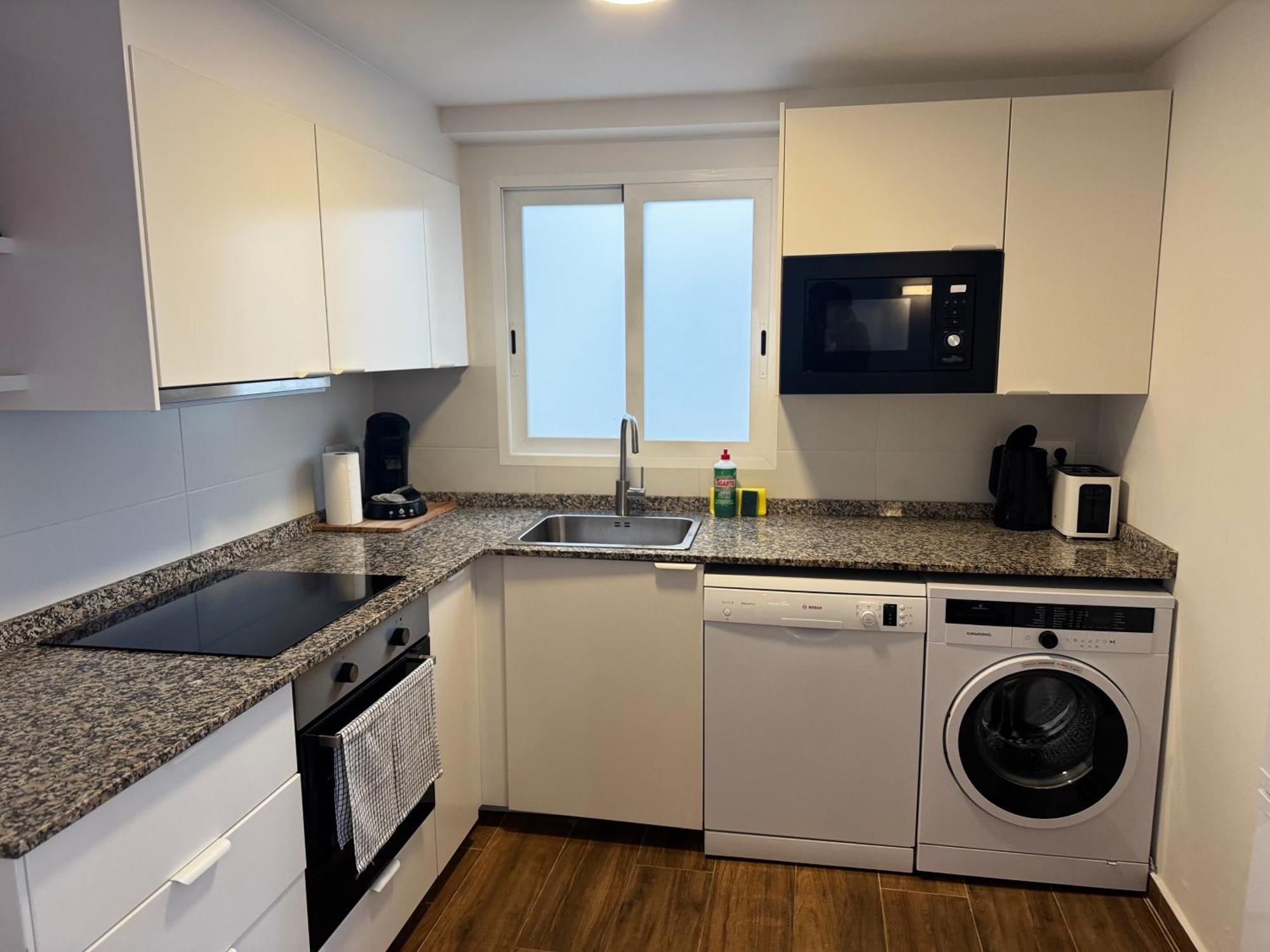 Apartment De 2 En Primera Linea Con Vistas Al Mar *